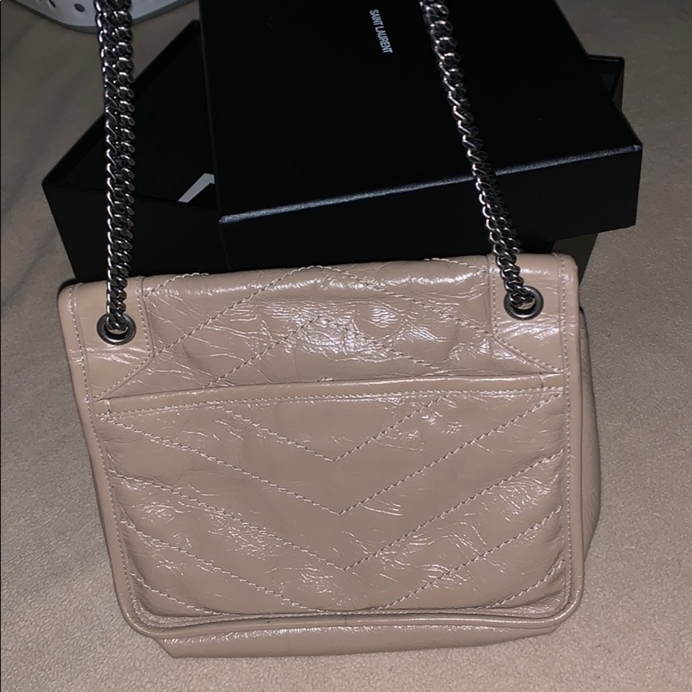 YSL Handbag - Picture 5 of 5